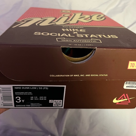 Nike Dunk Low - Picture 6 of 6